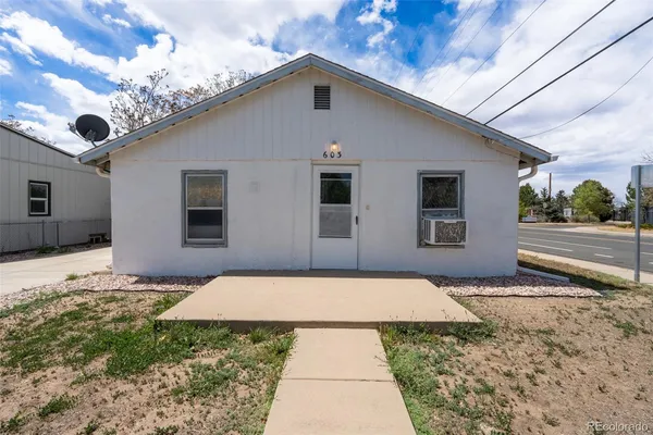 $300,000 | 603 South 5th Avenue, Brighton, CO 80601