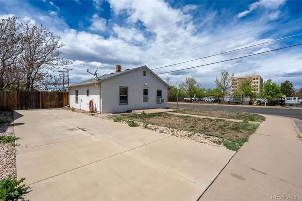 $300,000 | 603 South 5th Avenue, Brighton, CO 80601