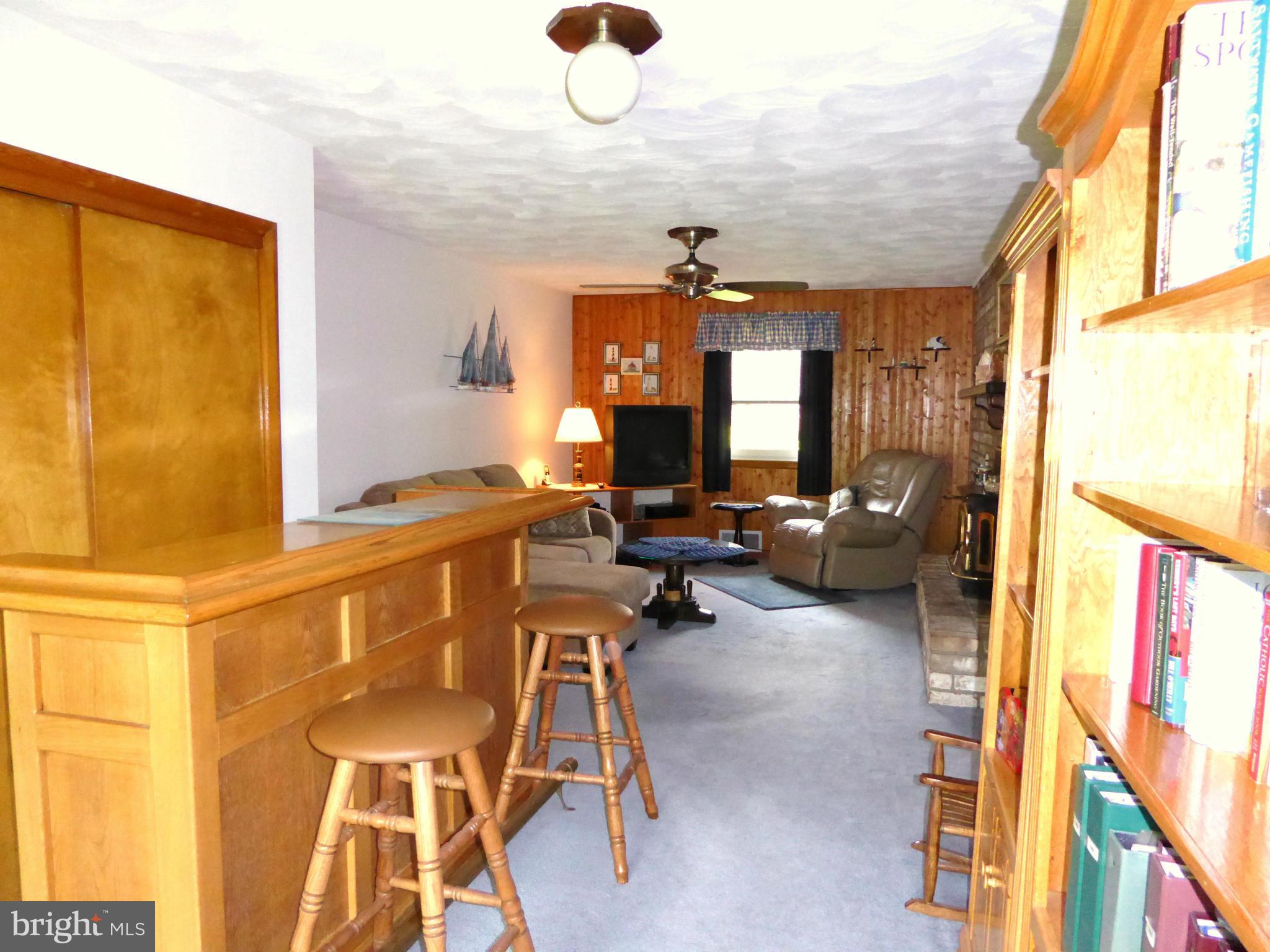 727 George Avenue Baltimore, MD 21221 - Photo 20 of 27 Family Room