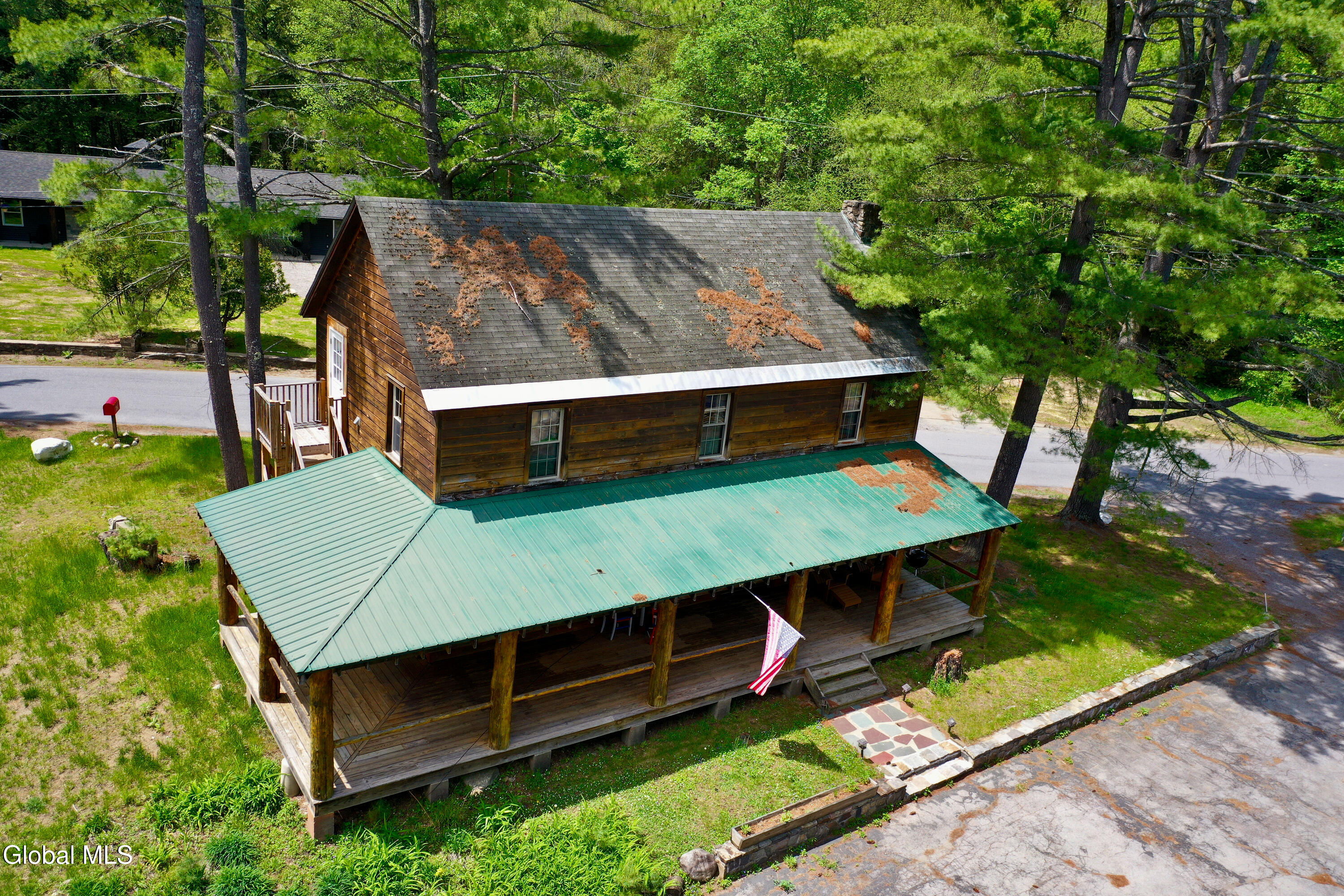 746 Howe Road Lake Luzerne, NY 12846 - Photo 4 of 91 6