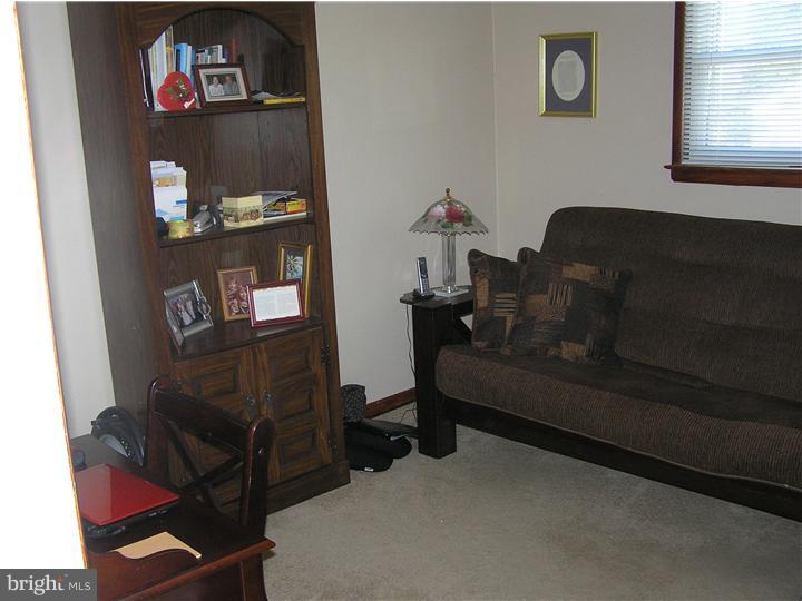 616 Pinetree Road Abington, PA 19046 - Photo 14 of 22 Bedroom 3