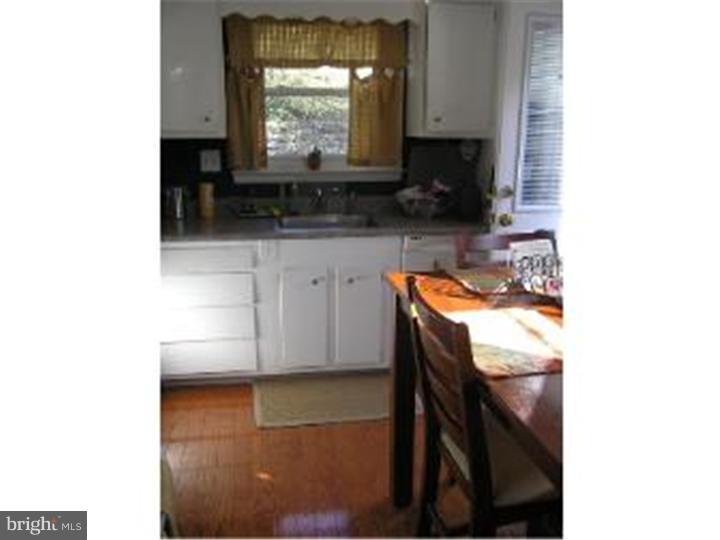 616 Pinetree Road Abington, PA 19046 - Photo 22 of 22 Kitchen