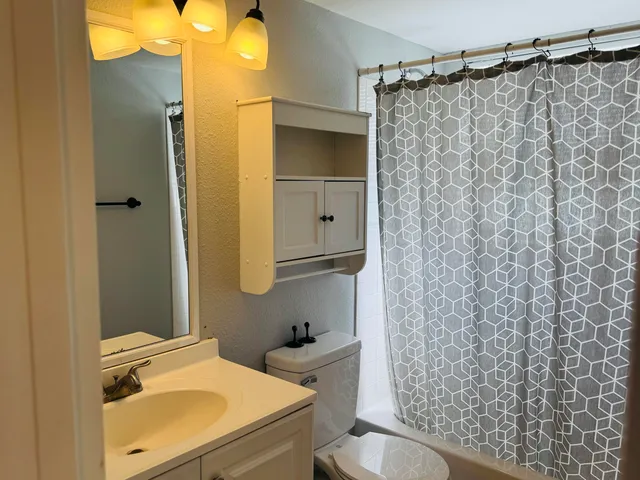 $1,750 | 151 Brighton Drive, Unit D, Boca Raton, FL 33434