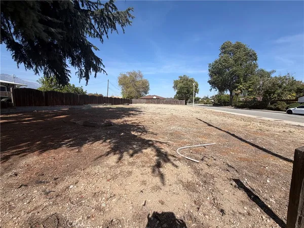 $499,000 | 1978 North Indian Hill Boulevard, Claremont, CA 91711