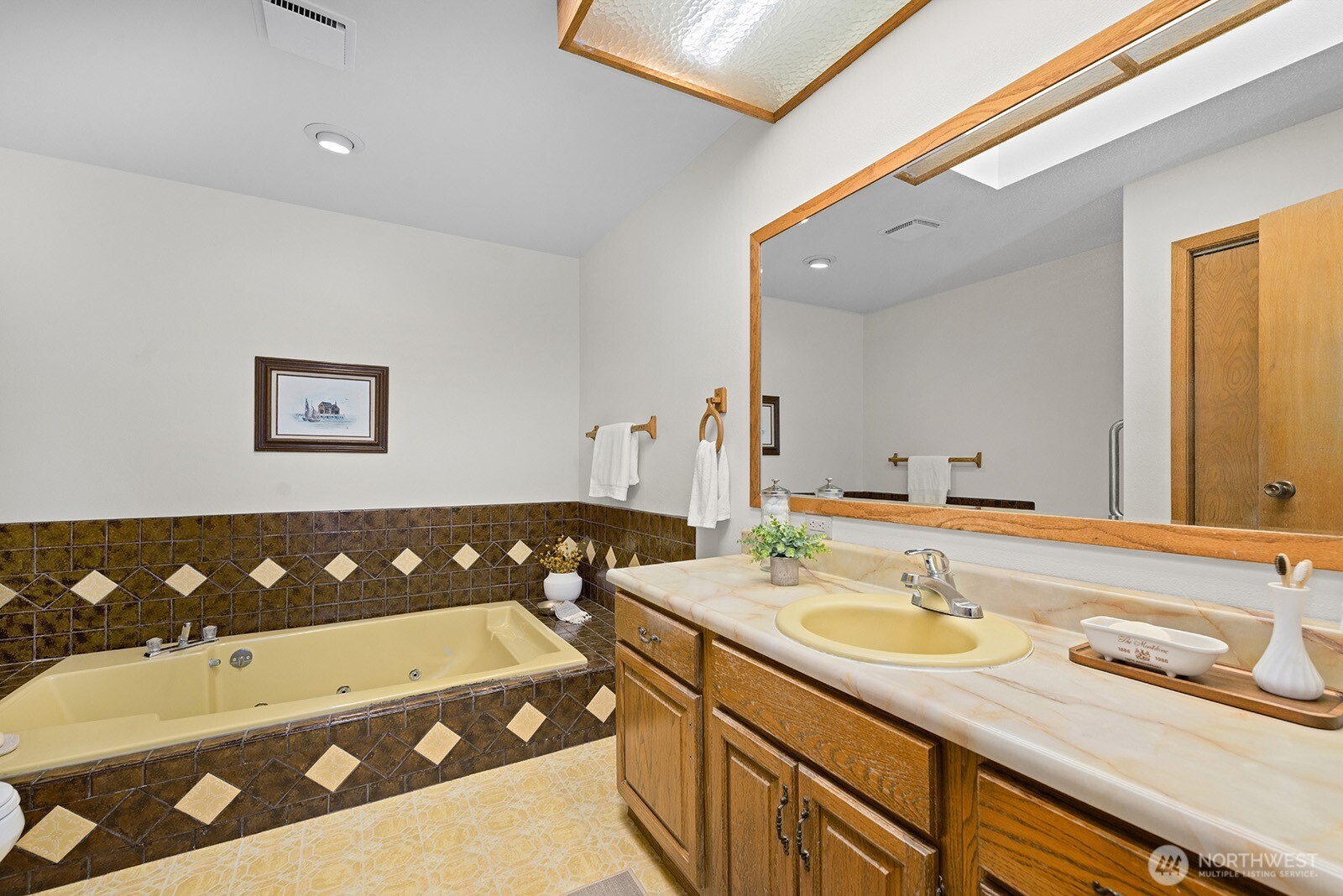 7631 Southwest 258th Court Vashon, WA 98070 - Photo 20 of 40