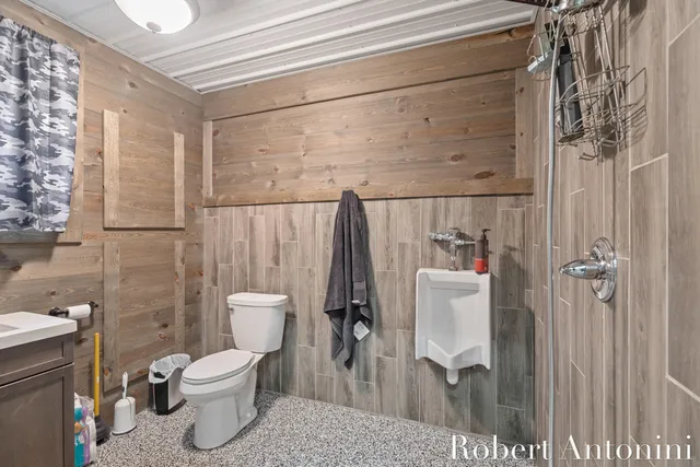 $5,000,000 | 4751 Johnson Road, Gowen, MI 49326