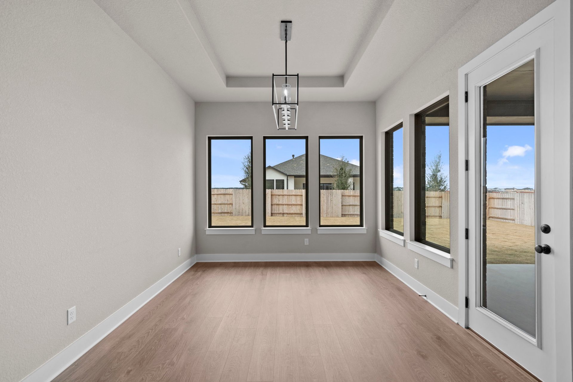 812 South Hemingway Loop Liberty Hill, TX 78642 - Photo 13 of 39 Casual Dining off of Kitchen