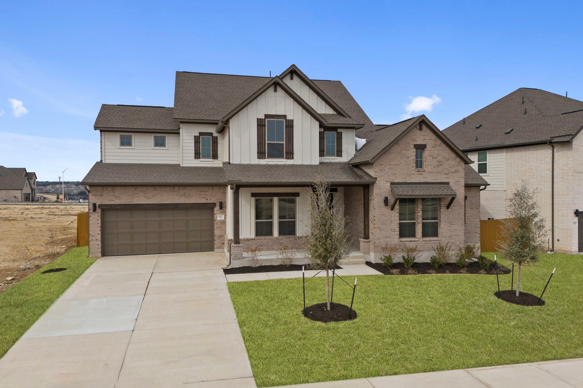 812 South Hemingway Loop Liberty Hill, TX 78642 - Photo 2 of 39 812 S Hemingway Loop - Weston D
Elevation