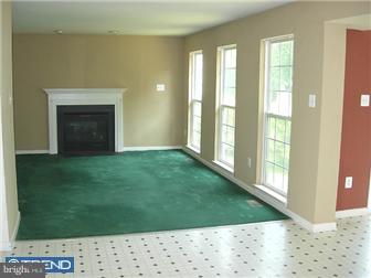 26 West Lexton Road New Castle, DE 19720 - Photo 6 of 10 Family Room