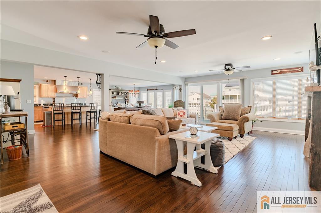 27 Maryland Road Little Egg Harbor, NJ 08087 - Photo 5 of 50