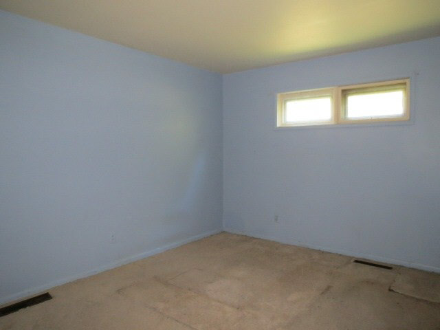 409 South Stradling Road Muncie, IN 47304 - Photo 7 of 13
