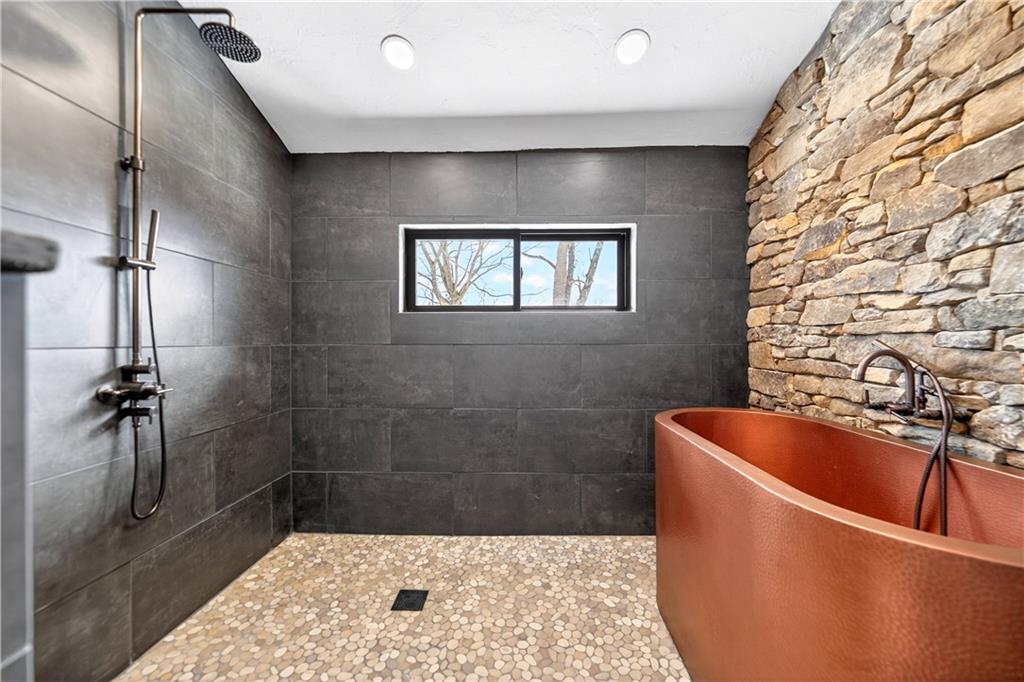 181 Alpine Heights Road Champion, PA 15622 - Photo 15 of 49