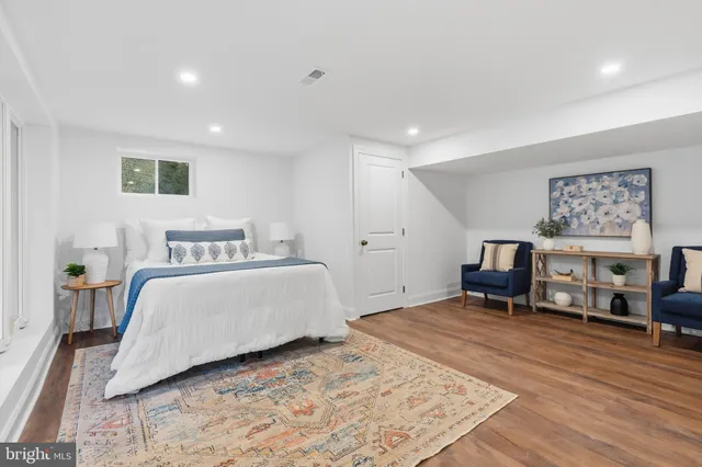 $699,000 | 2 Soldier Song Lane, Media, PA 19063