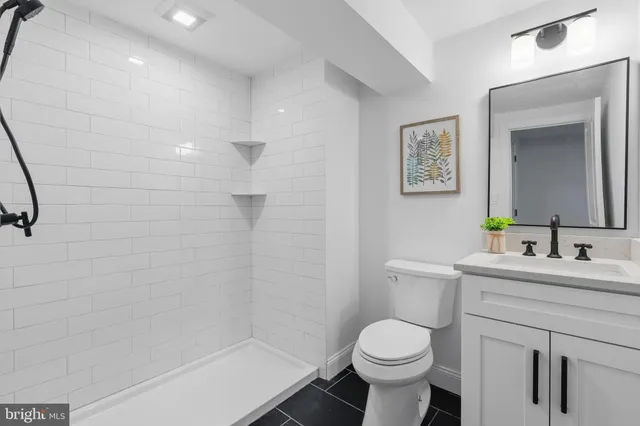 $699,000 | 2 Soldier Song Lane, Media, PA 19063