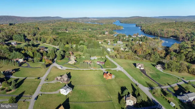 $599,900 | 77 Meadow Court, Oakland, MD 21550