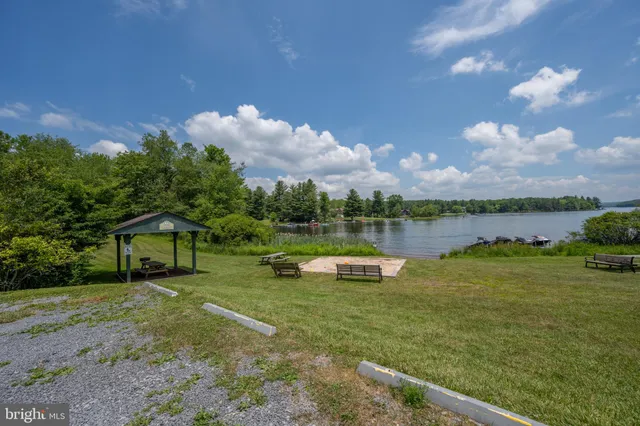 $599,900 | 77 Meadow Court, Oakland, MD 21550