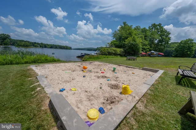 $599,900 | 77 Meadow Court, Oakland, MD 21550