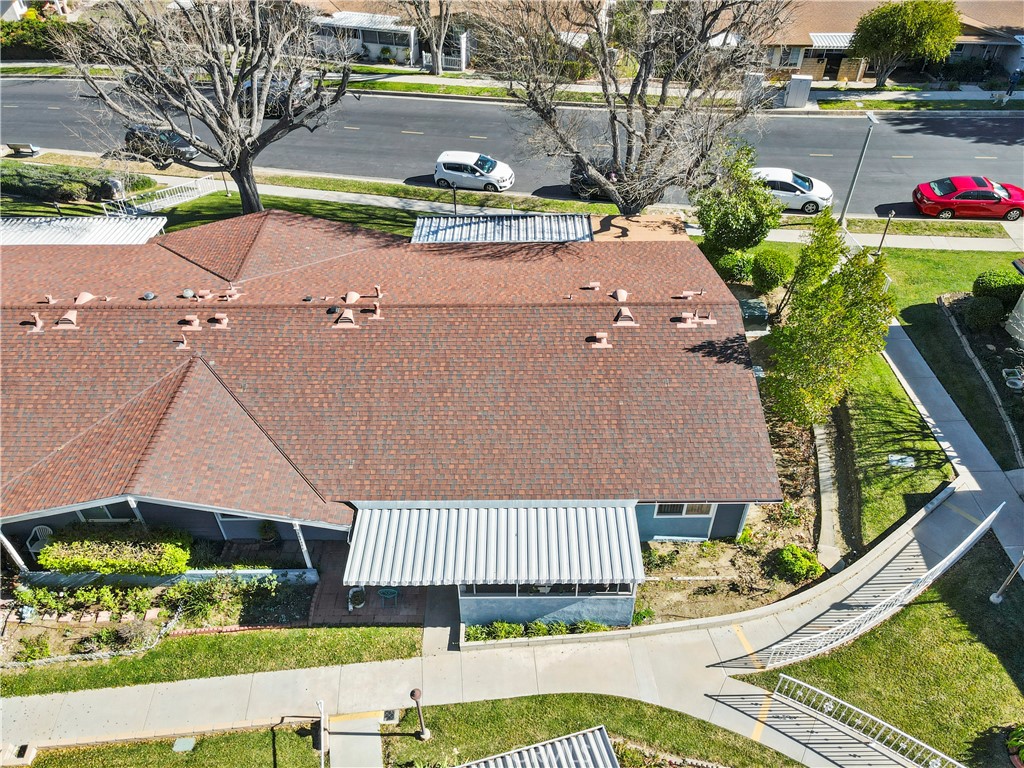 26737 Oak Crossing Road, Unit B Newhall, CA 91321 - Photo 13 of 31