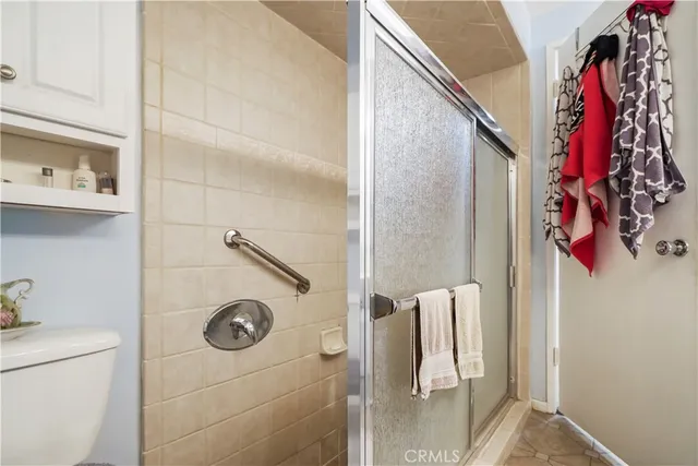 $365,000 | 26737 Oak Crossing Road, Unit B, Newhall, CA 91321