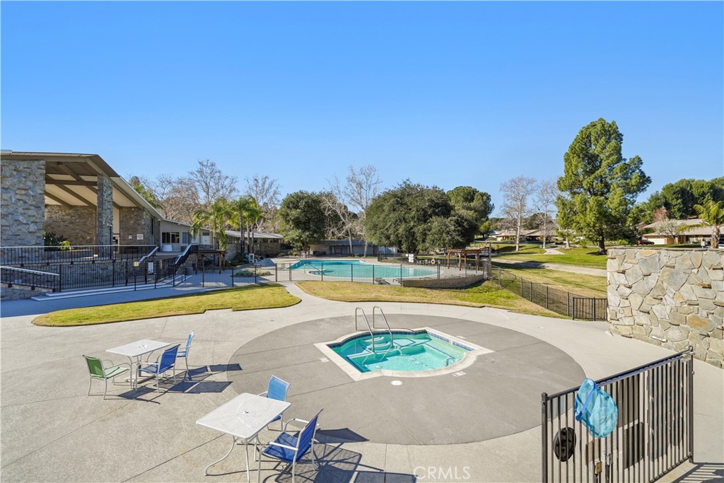 26737 Oak Crossing Road, Unit B Newhall, CA 91321 - Photo 17 of 31