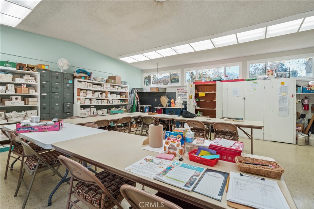 26737 Oak Crossing Road, Unit B Newhall, CA 91321 - Photo 20 of 31