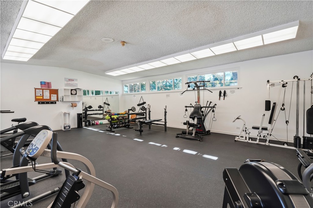 26737 Oak Crossing Road, Unit B Newhall, CA 91321 - Photo 22 of 31