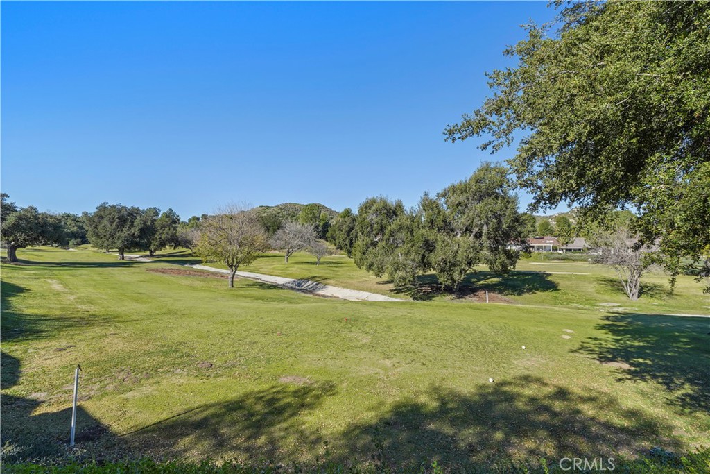 26737 Oak Crossing Road, Unit B Newhall, CA 91321 - Photo 26 of 31