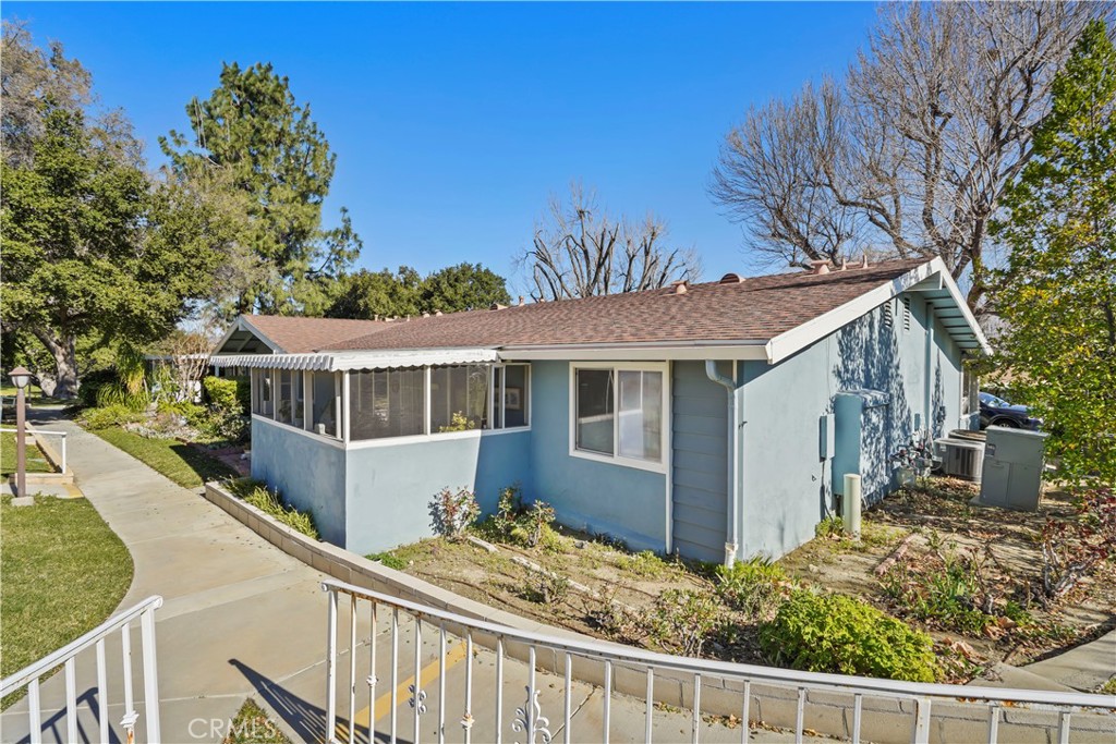 26737 Oak Crossing Road, Unit B Newhall, CA 91321 - Photo 31 of 31