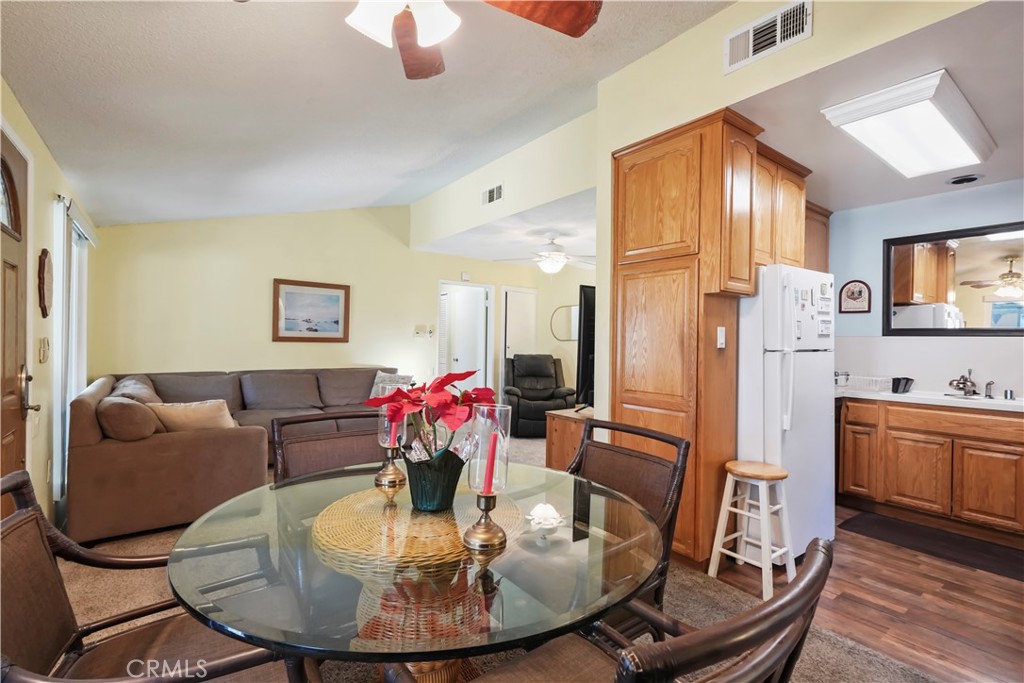 26737 Oak Crossing Road, Unit B Newhall, CA 91321 - Photo 6 of 38