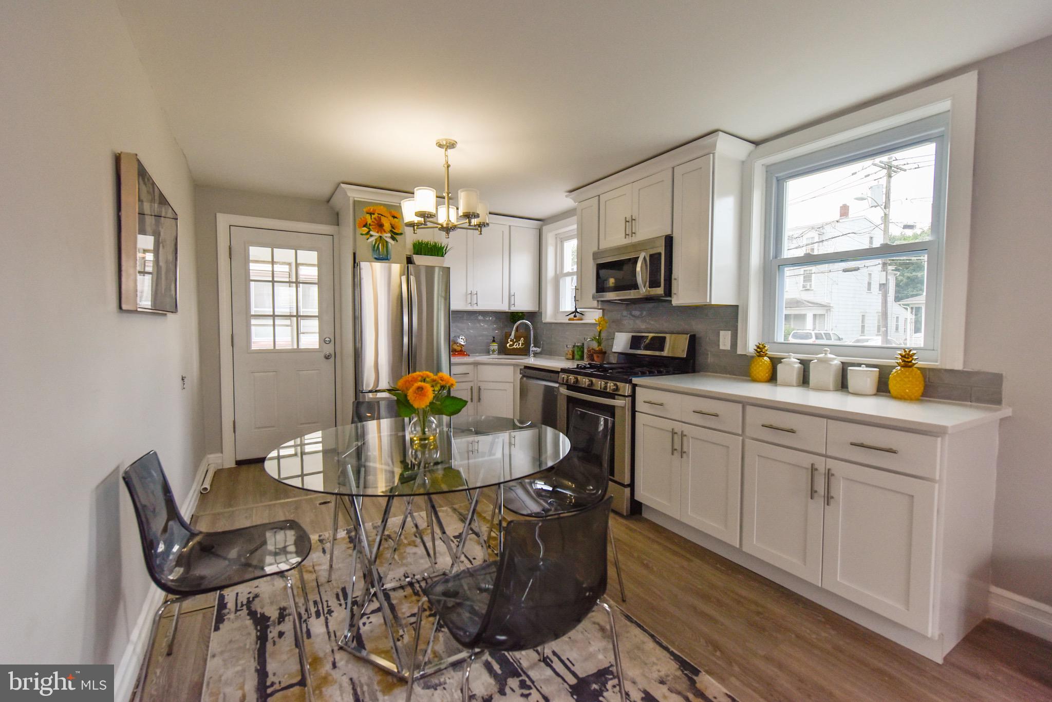 809 Columbus Road Burlington, NJ 08016 - Photo 3 of 36