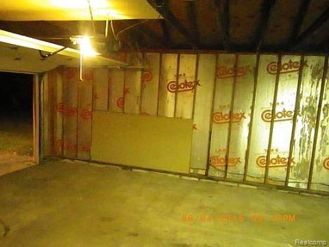 2334 East Judd Road Burton, MI 48529 - Photo 12 of 21 RIMG8185_m.jpg