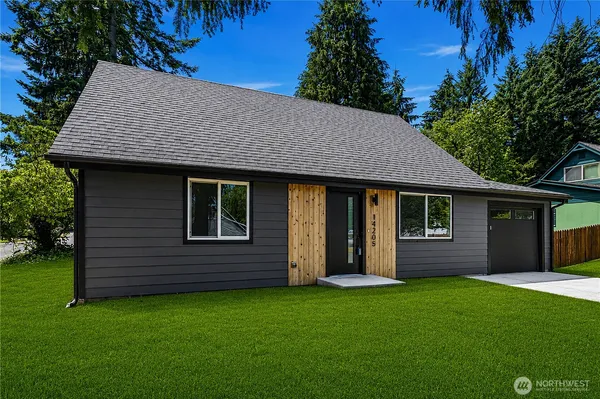 $899,990 | 14205 77th Avenue Northeast, Kirkland, WA 98034