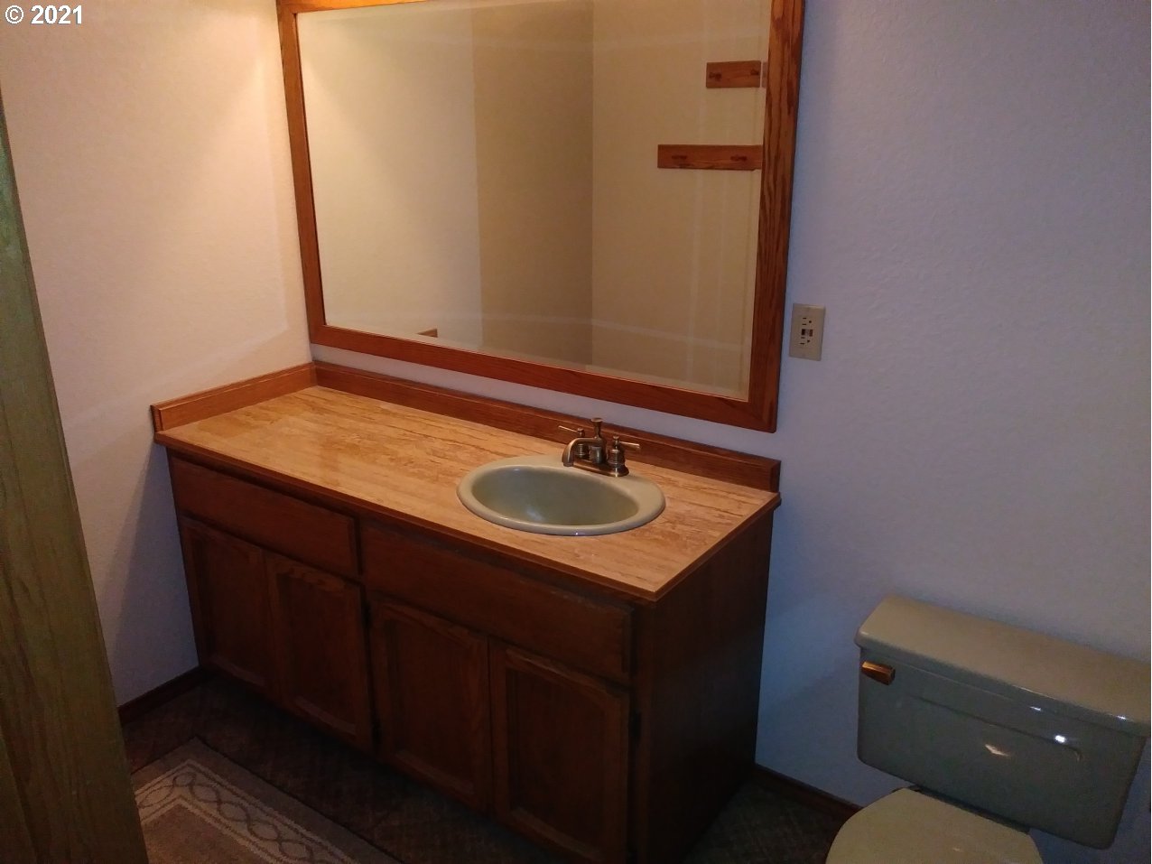 20400 Southwest Chapman Road Sherwood, OR 97140 - Photo 12 of 16 Gallery Image 12