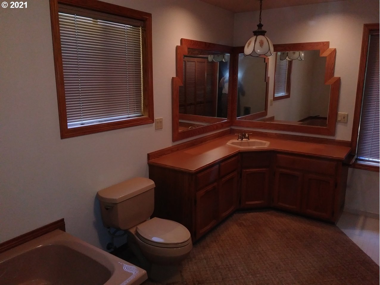 20400 Southwest Chapman Road Sherwood, OR 97140 - Photo 15 of 16 Gallery Image 15