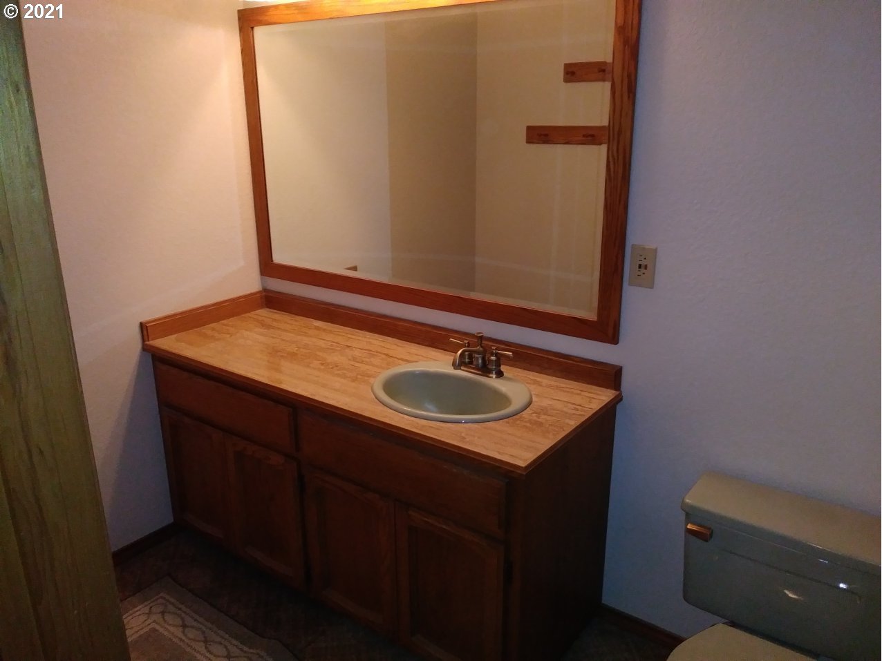 20400 Southwest Chapman Road Sherwood, OR 97140 - Photo 10 of 16 Gallery Image 10