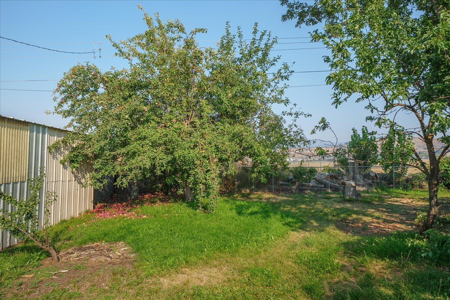 504 North Hodges Road Greenacres, WA 99016 - Photo 18 of 28 Gallery Image 18