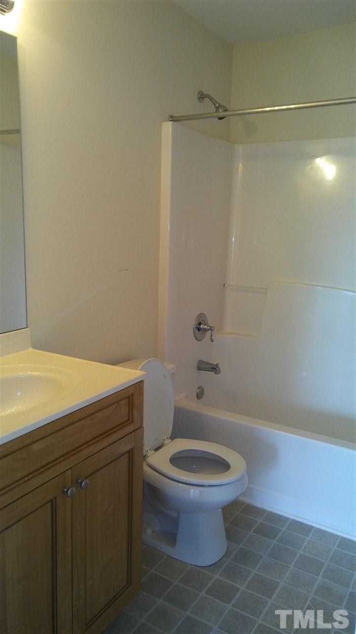 5840 Wynmore Road Raleigh, NC 27610 - Photo 7 of 11