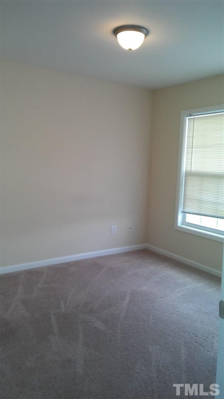 5840 Wynmore Road Raleigh, NC 27610 - Photo 8 of 11