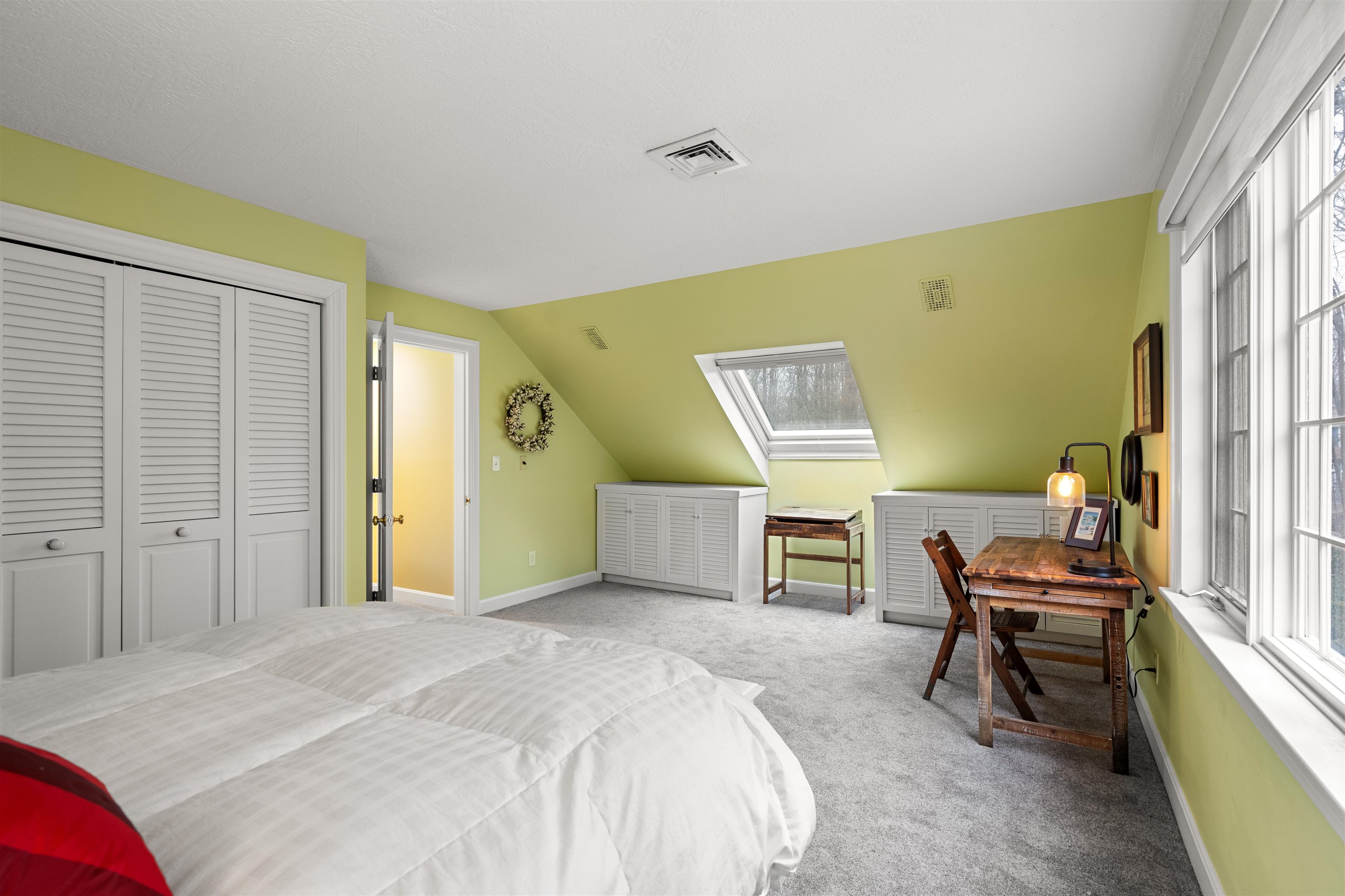 5 General Amherst Road Amherst, NH 03031 - Photo 14 of 39