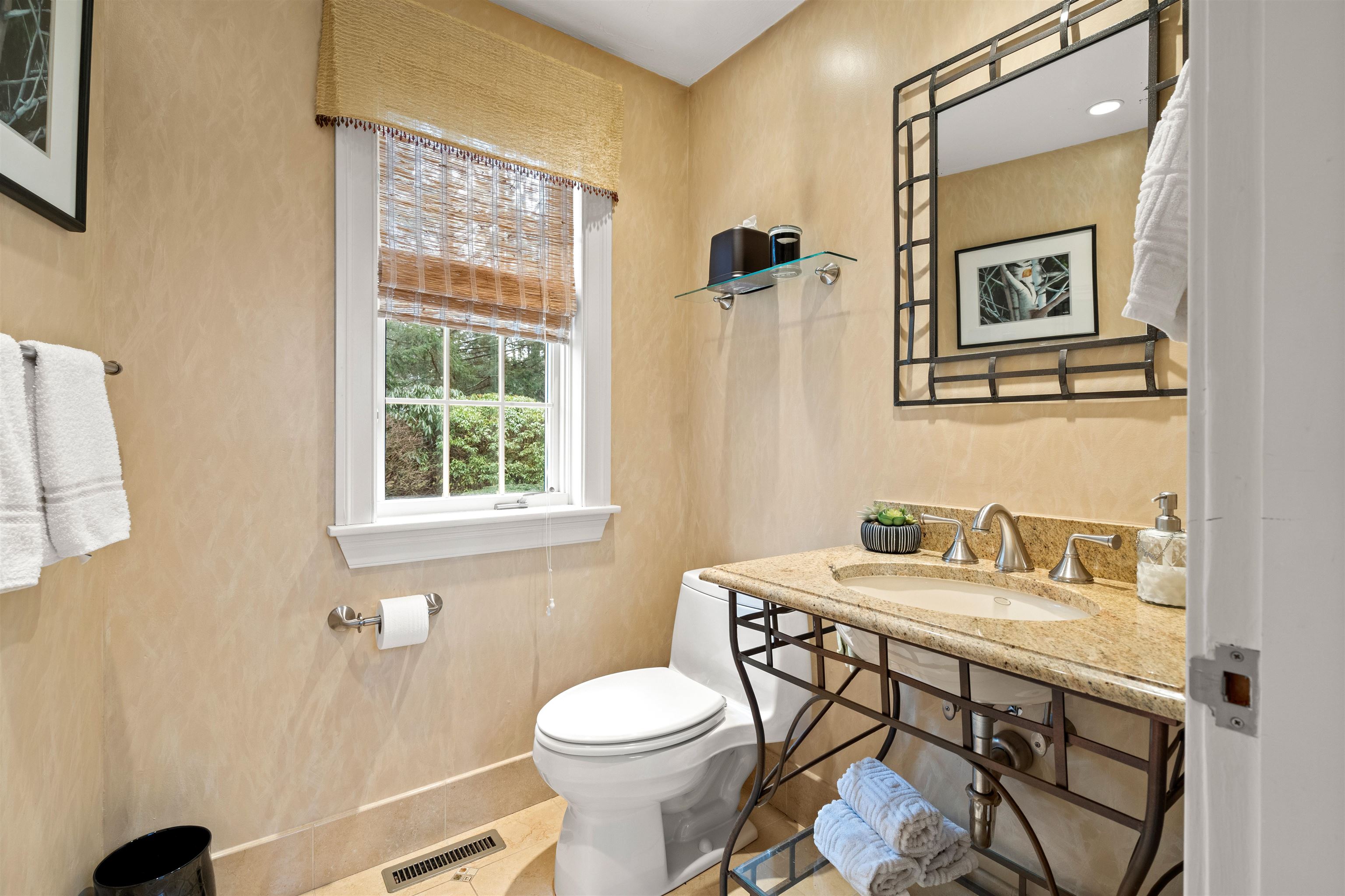 5 General Amherst Road Amherst, NH 03031 - Photo 18 of 39