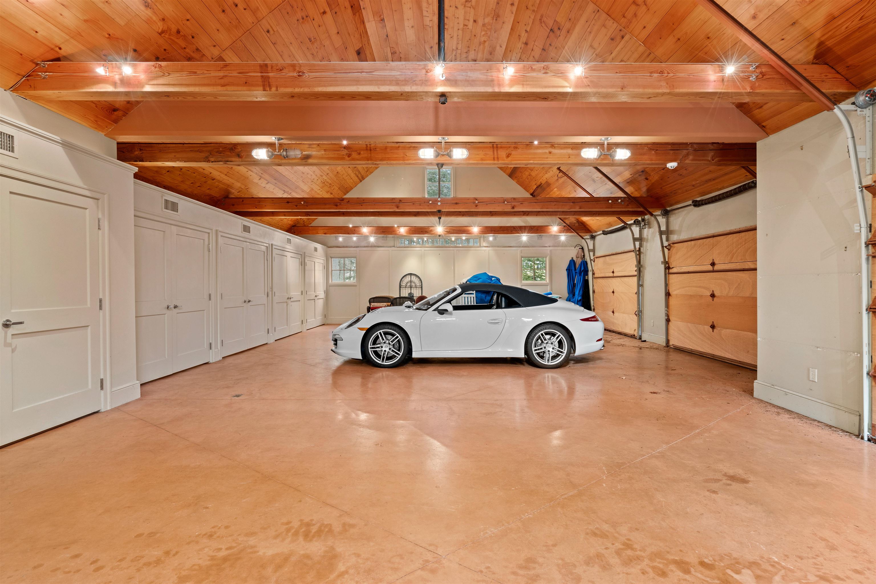 5 General Amherst Road Amherst, NH 03031 - Photo 21 of 39