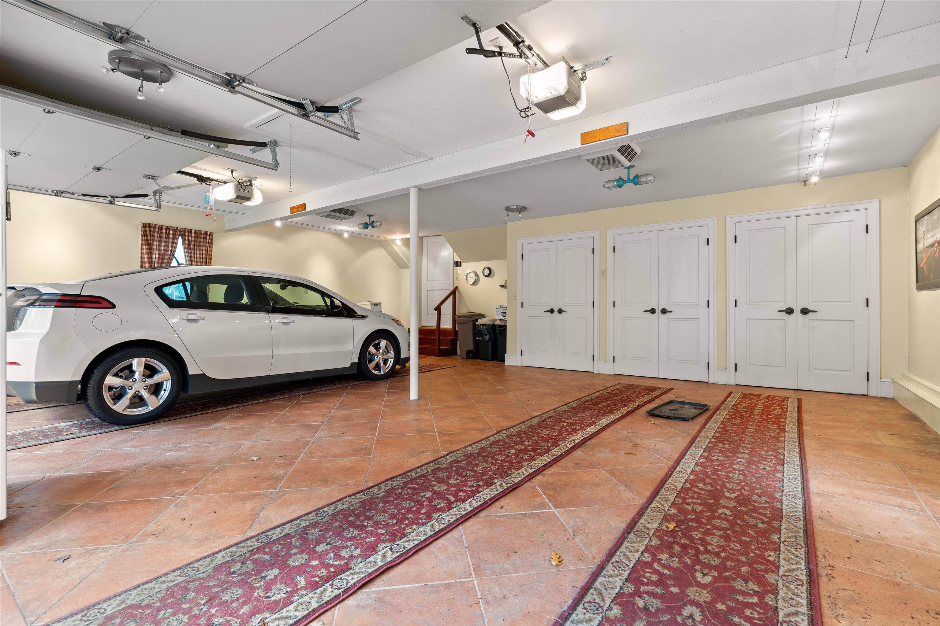 5 General Amherst Road Amherst, NH 03031 - Photo 22 of 39