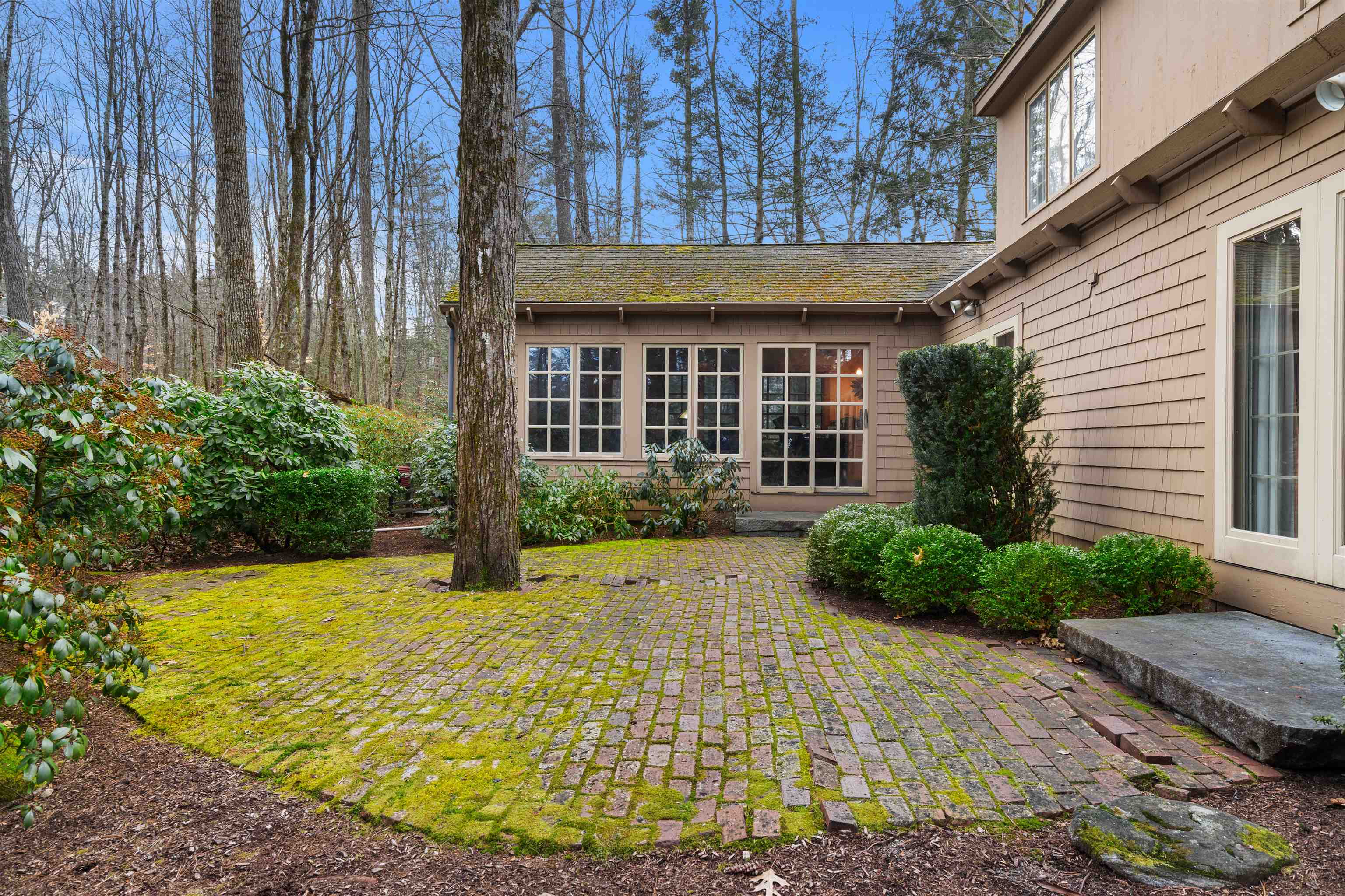 5 General Amherst Road Amherst, NH 03031 - Photo 30 of 39