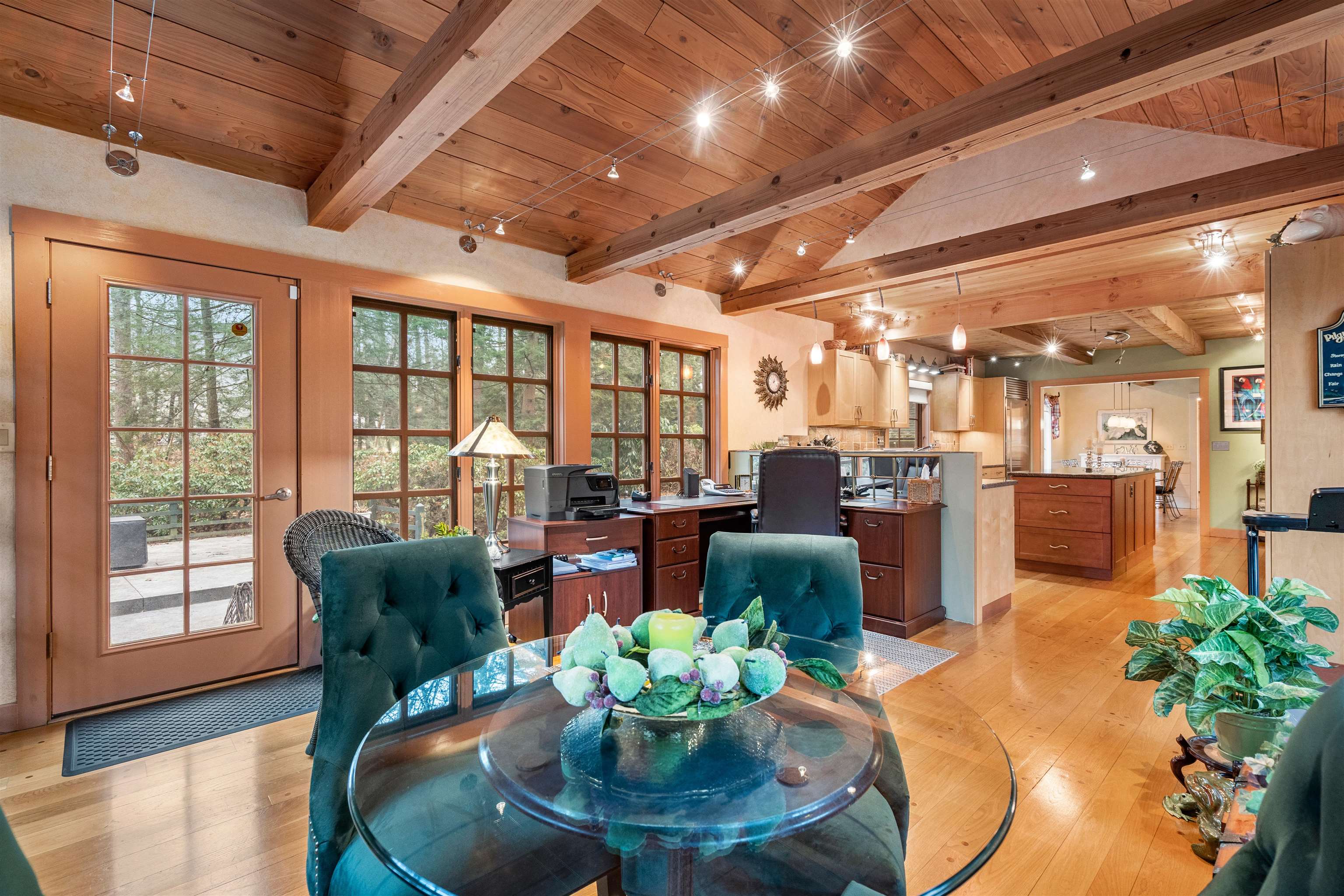 5 General Amherst Road Amherst, NH 03031 - Photo 3 of 39