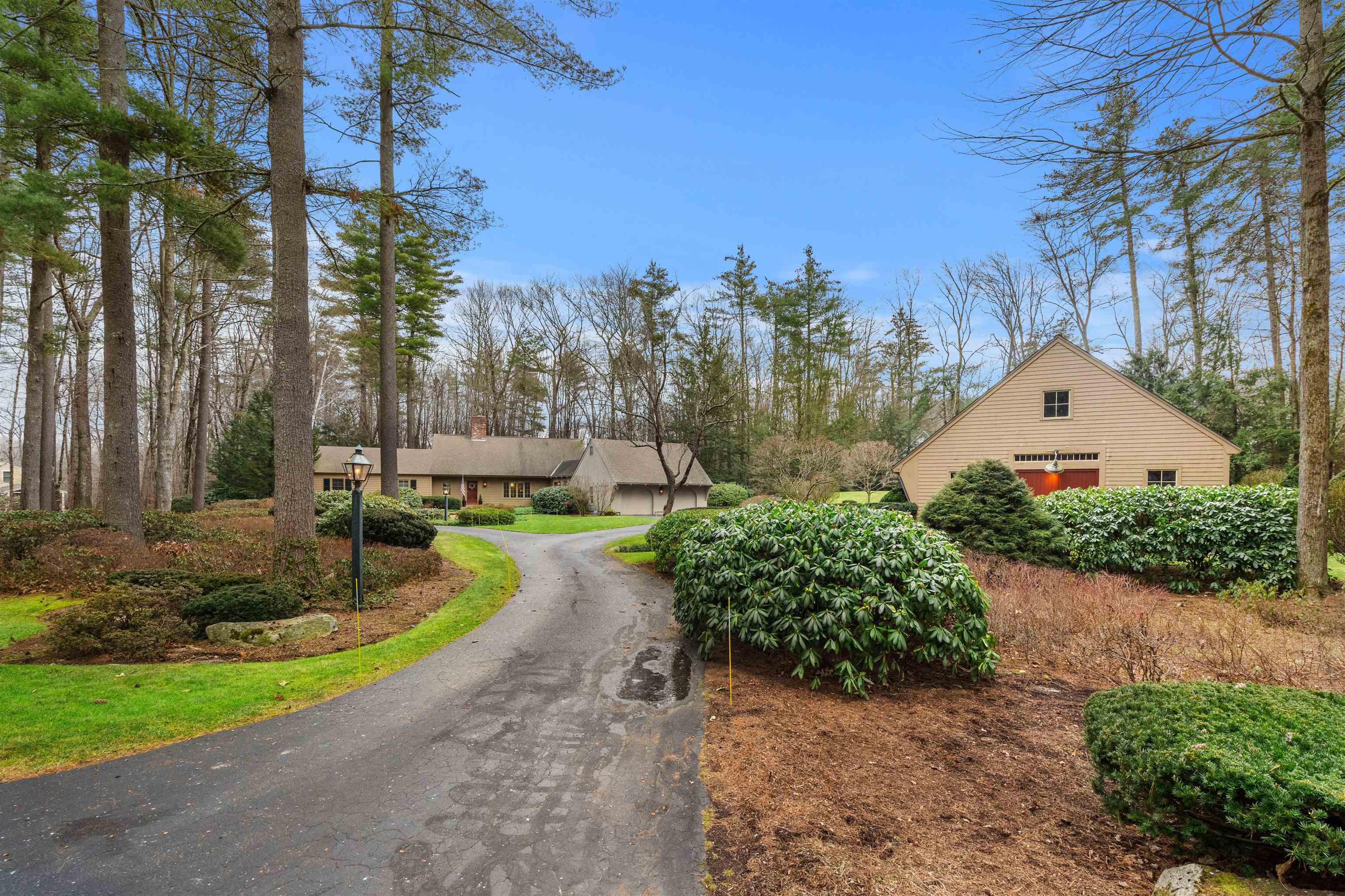 5 General Amherst Road Amherst, NH 03031 - Photo 32 of 39