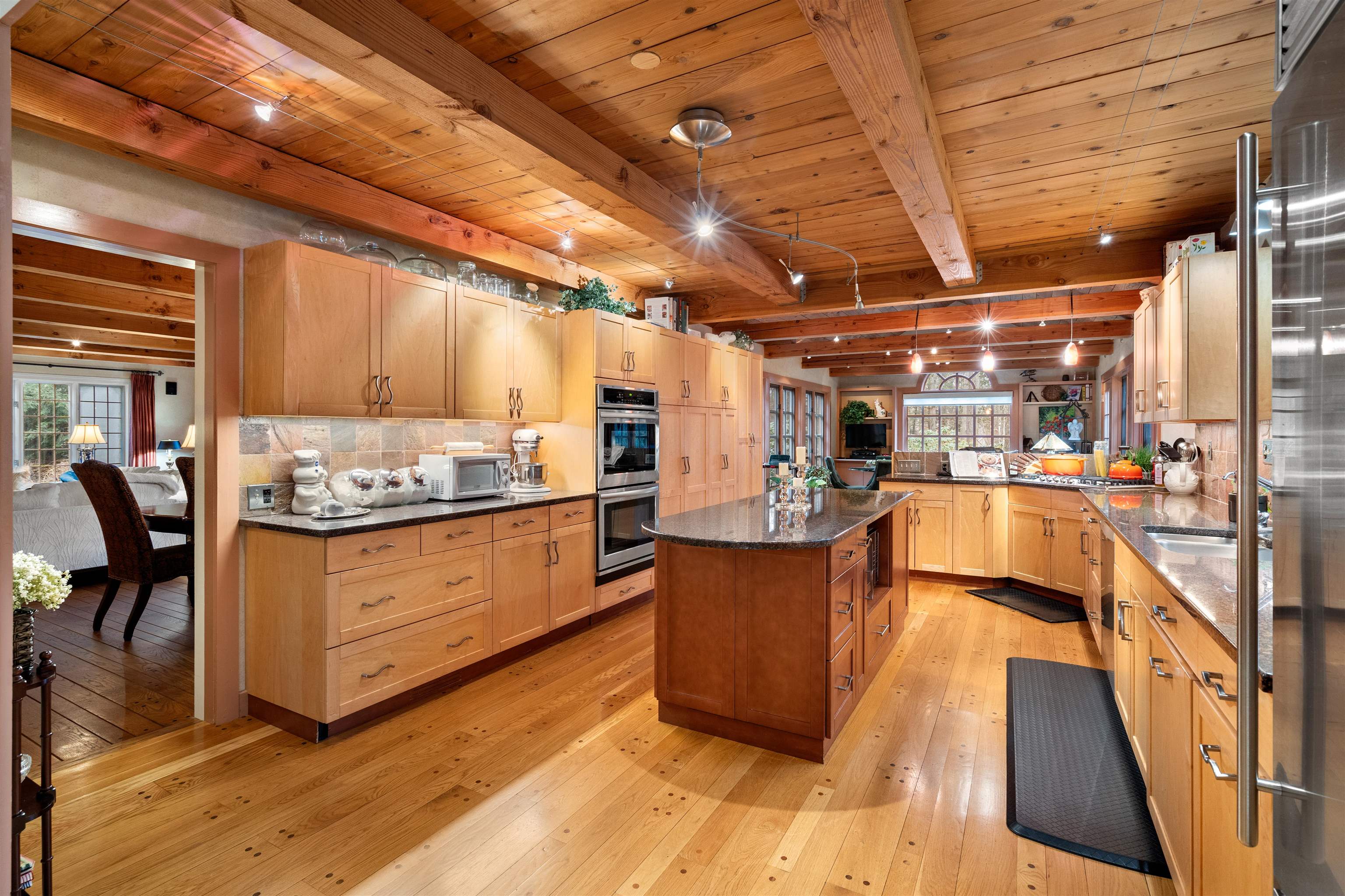 5 General Amherst Road Amherst, NH 03031 - Photo 34 of 39