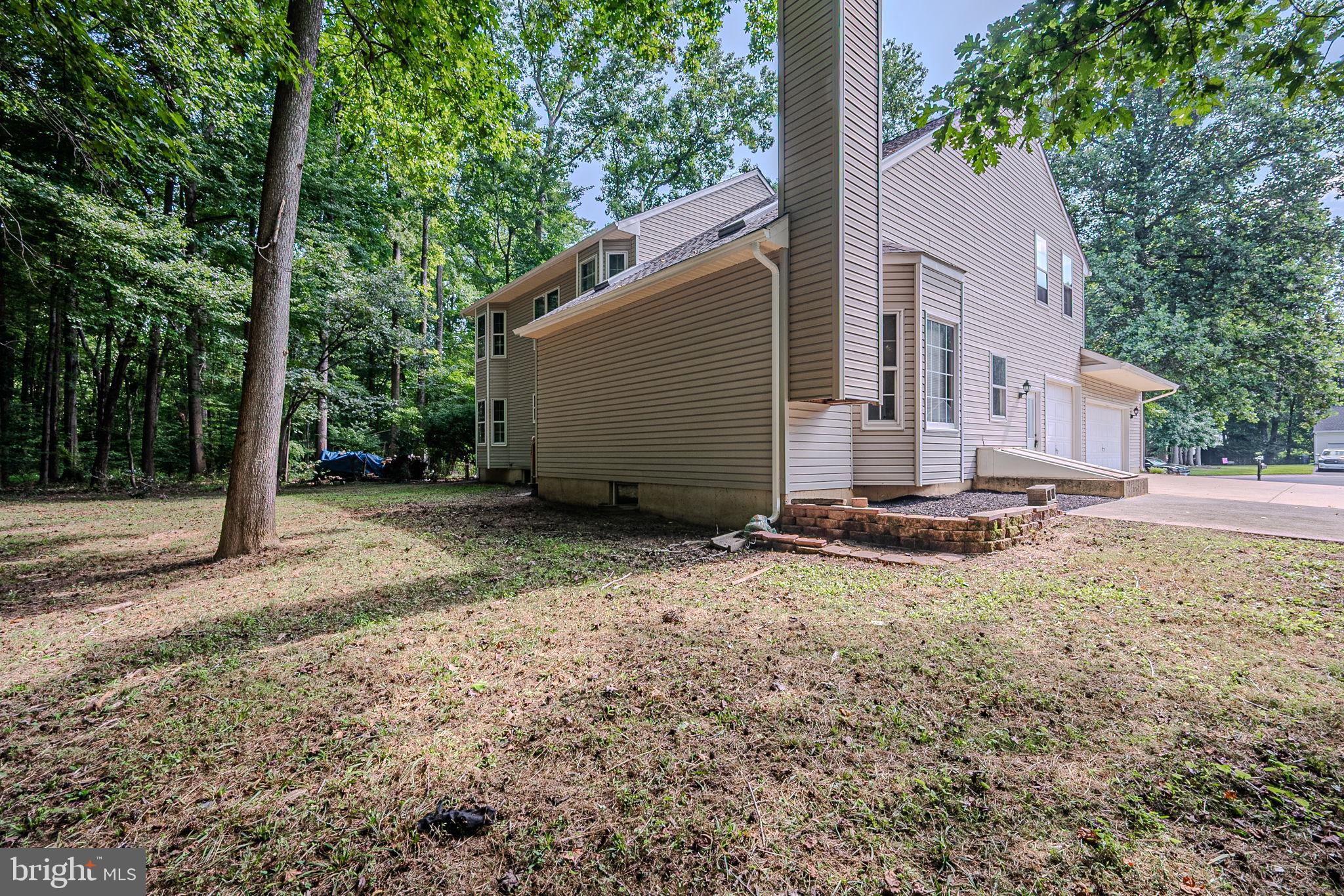 108 Michaels Lane Newark, DE 19713 - Photo 53 of 53 a view of a house with backyard and trees