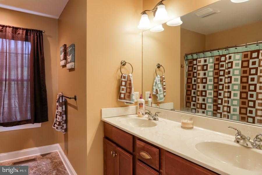930 Chester Road Enola, PA 17025 - Photo 15 of 25 Gallery Image 15