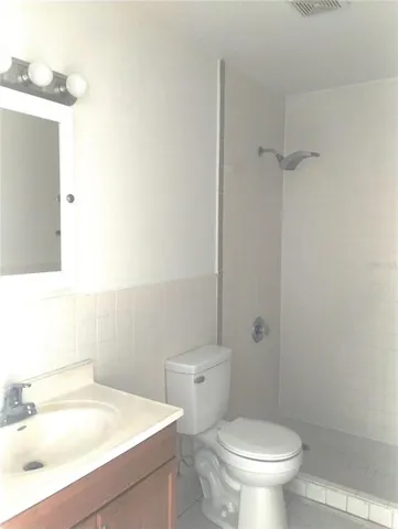 $1,300 | 804 Ave L Southwest, Winter Haven, FL 33880