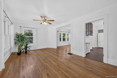 $380,000 | 10 South Grand Avenue, Poughkeepsie, NY 12603